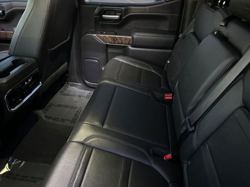 Used 2021 GMC Sierra 1500 Denali w/ Denali Ultimate Package image 11
