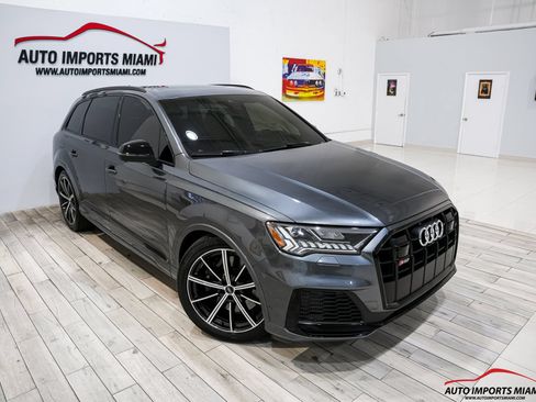 Used 2021 Audi SQ7 Premium Plus w/ Driver Assistance Package AWD/4WD image 28