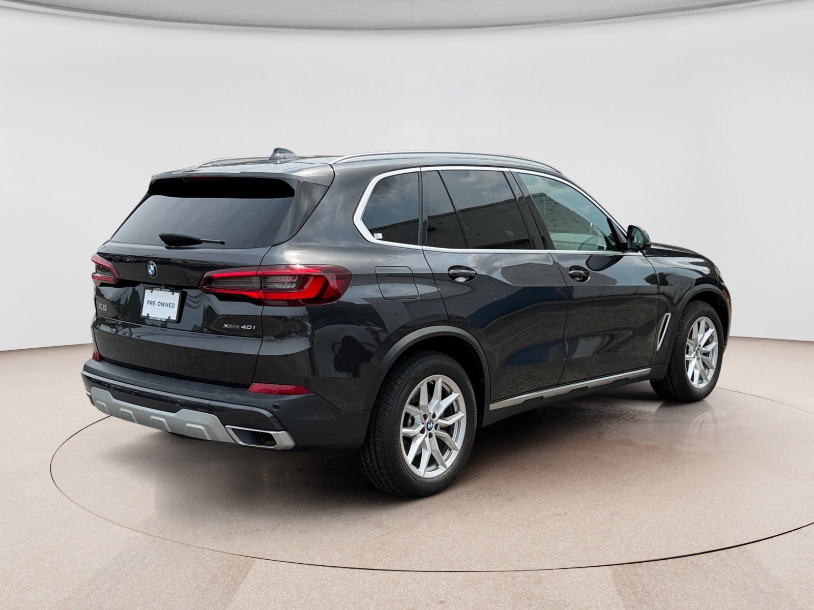 Used 2022 BMW X5 xDrive40i w/ Premium Package AWD/4WD image 5