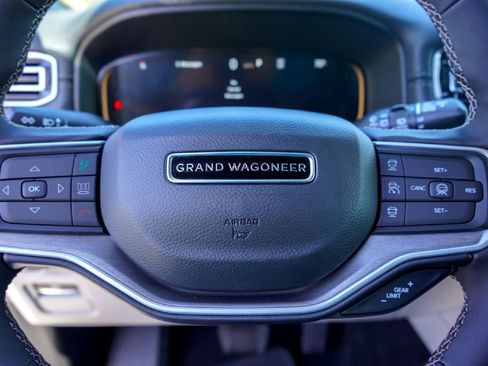 New 2026 Jeep Grand Wagoneer L Limited AWD/4WD image 12