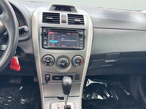 Used 2013 Toyota Corolla S FWD image 16
