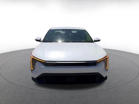 Used 2025 Kia K4 FWD image 4