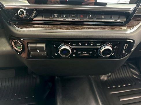 New 2025 GMC Sierra 2500 SLE AWD/4WD image 22
