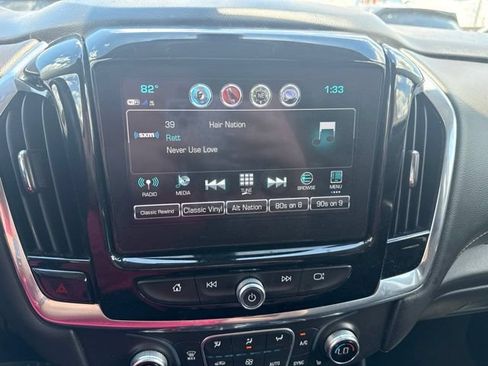 Used 2018 Chevrolet Traverse LT w/ LPO, Floor Liner Package AWD/4WD image 25
