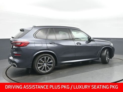 Used 2019 BMW X5 xDrive50i w/ M Sport Package AWD/4WD image 3