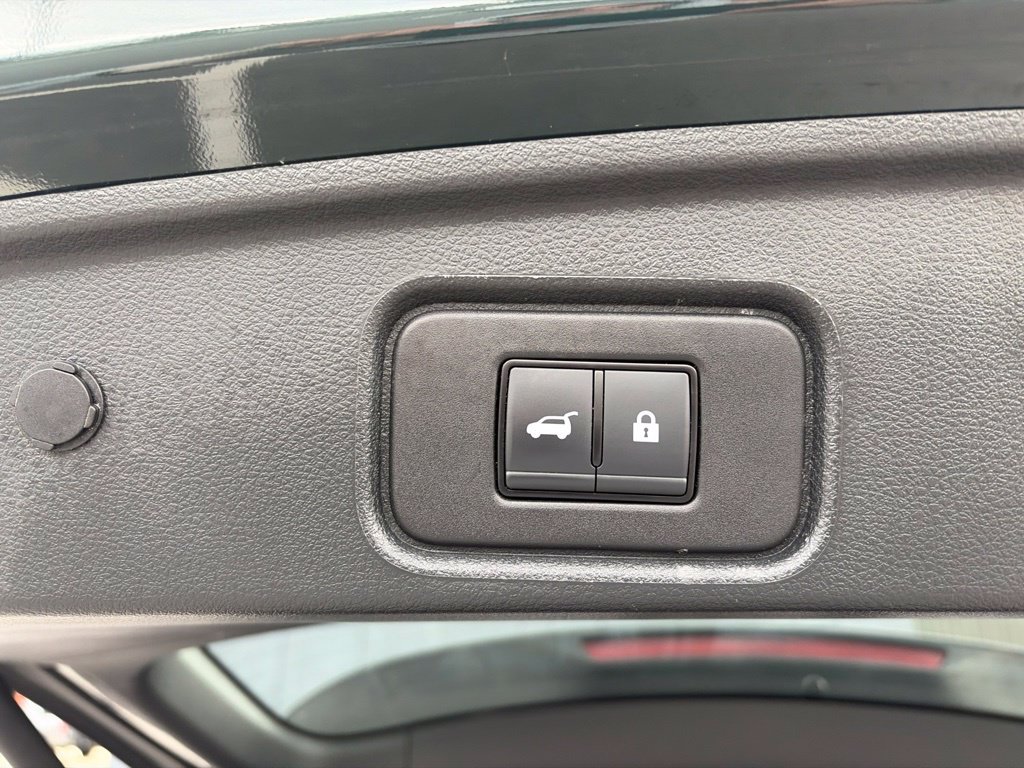 Certified 2023 Nissan Pathfinder SL w/ SL Premium Package AWD/4WD image 31