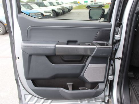 Used 2022 Ford F150 XLT w/ Equipment Group 302A High AWD/4WD image 19