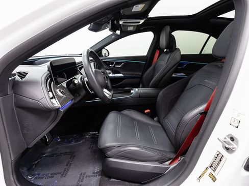 Used 2025 Mercedes-Benz E 53 AMG e 4MATIC Sedan image 8