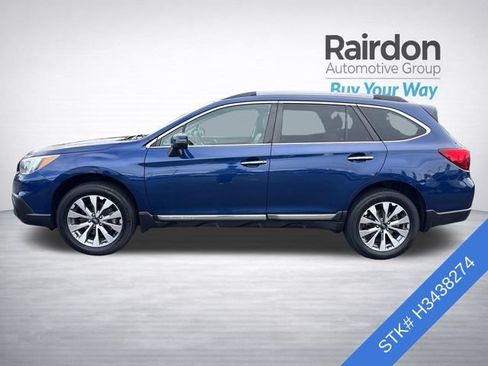 Used 2017 Subaru Outback 2.5i Touring w/ Popular Package #5A AWD/4WD image 4