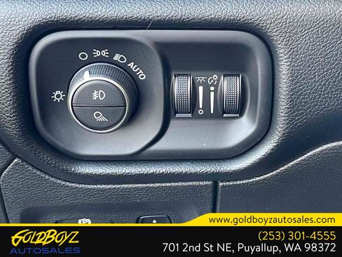 Used 2019 RAM 1500 Big Horn image 40