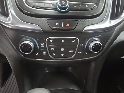 Used 2024 Chevrolet Equinox LT w/ Driver Convenience Package AWD/4WD image 34