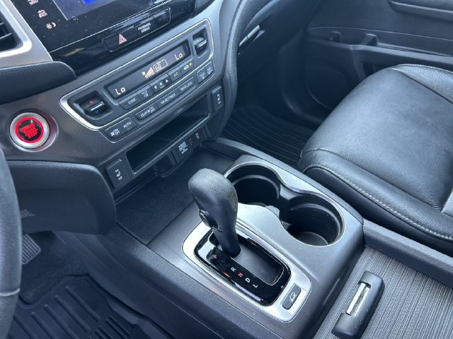 Used 2017 Honda Pilot EX-L image 28