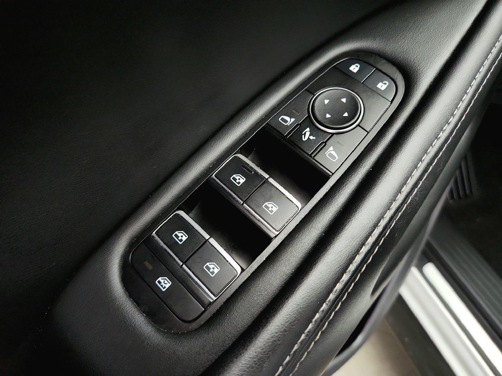 Used 2023 INFINITI QX60 Luxe AWD/4WD image 19