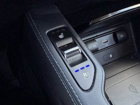 Used 2021 Kia Telluride EX w/ EX Premium Package FWD image 22