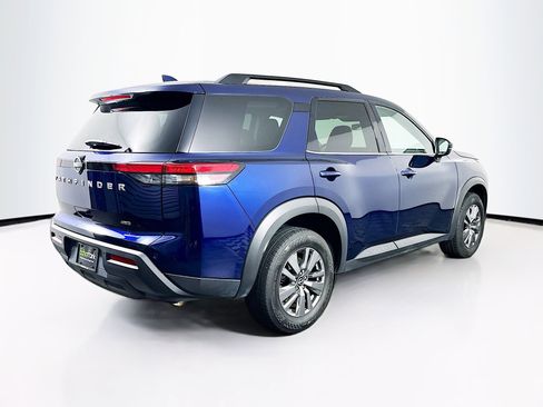 Used 2025 Nissan Pathfinder SV AWD/4WD image 9