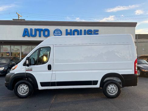 Used 2021 RAM ProMaster 2500 image 8