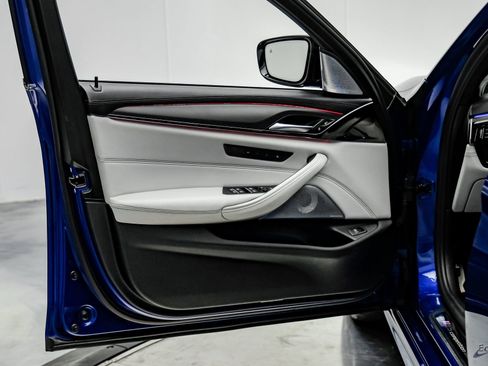 Used 2023 BMW M5 w/ Competition Package image 85