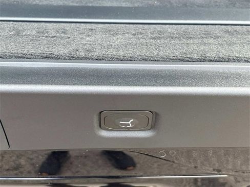 New 2025 Lincoln Navigator L Reserve image 14