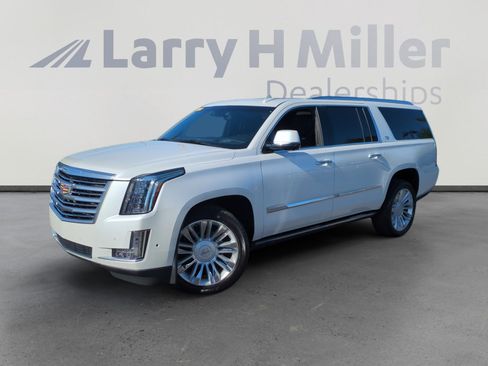 Used 2019 Cadillac Escalade ESV Platinum image 1