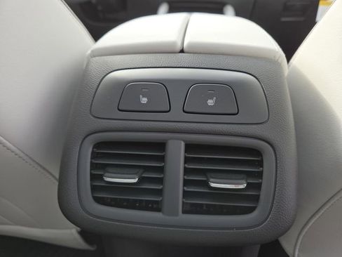 New 2026 Buick Envision Avenir image 18