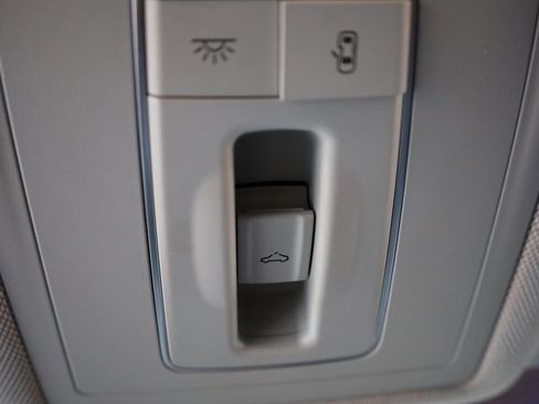 Used 2015 Audi A3 1.8T Premium image 39