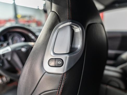 Used 2015 Bentley Continental GT image 30