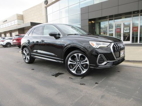 Used 2020 Audi Q3 2.0T Premium Plus image 15