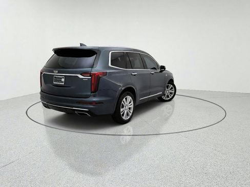 Used 2020 Cadillac XT6 Premium Luxury w/ LPO, Floor Liner Package FWD image 9