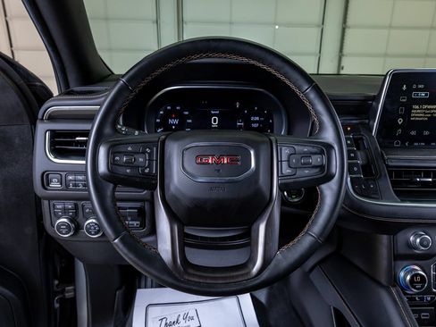 Used 2023 GMC Yukon XL AT4 AWD/4WD image 8