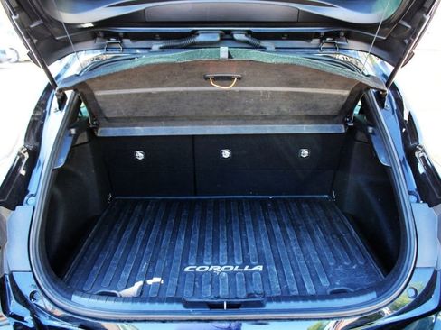 Used 2025 Toyota Corolla SE image 5