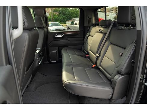 New 2026 GMC Sierra 2500 Denali w/ Denali Reserve Package AWD/4WD image 13