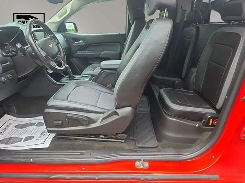 Used 2016 Chevrolet Colorado Z71 AWD/4WD image 9