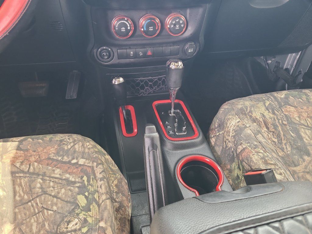 Used 2016 Jeep Wrangler Unlimited Sport w/ Quick Order Package 24S AWD/4WD image 18