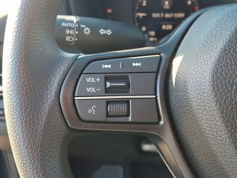 Used 2025 Honda Accord SE image 22