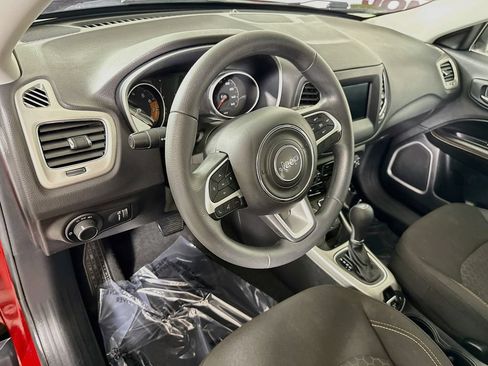 Used 2021 Jeep Compass Sport AWD/4WD image 18
