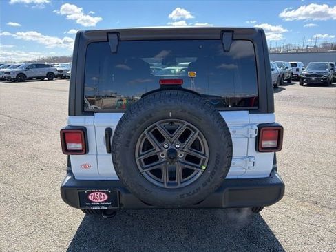 New 2026 Jeep Wrangler Sport S image 5