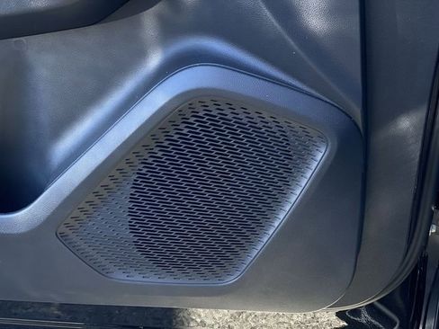 New 2026 Chevrolet Equinox EV LT FWD image 31