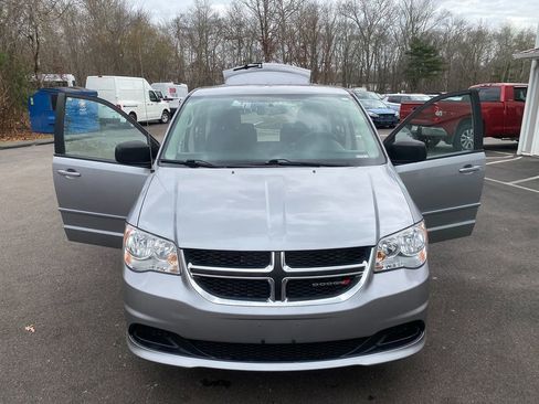 Used 2017 Dodge Grand Caravan SE w/ Power Window Group image 30