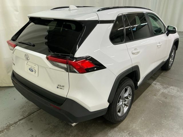Used 2025 Toyota RAV4 XLE w/ Weather Package AWD/4WD image 3