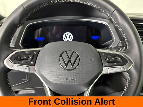 Used 2023 Volkswagen Tiguan SE R-Line FWD image 16