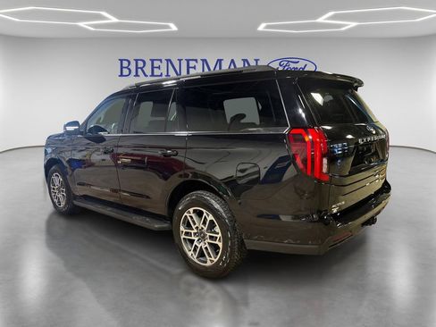 Certified 2025 Ford Expedition Active AWD/4WD image 7