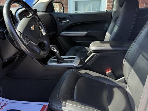 Used 2022 Chevrolet Colorado LT w/ Luxury Package image 1