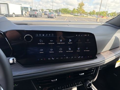 New 2026 Chevrolet Suburban Premier AWD/4WD image 16