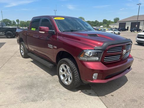Used 2016 RAM 1500 Sport w/ Convenience Group AWD/4WD image 3