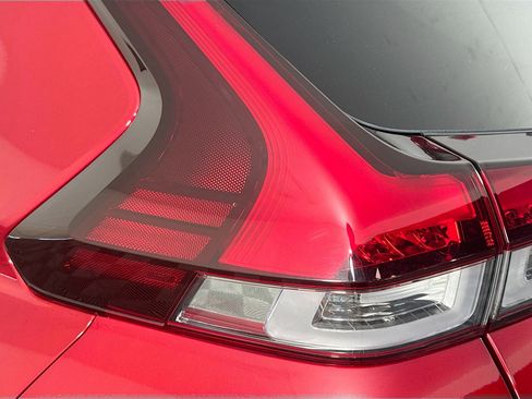 Used 2022 Mitsubishi Eclipse Cross SE image 35