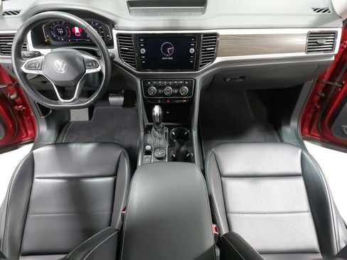 Used 2022 Volkswagen Atlas SE w/ Panoramic Sunroof Package AWD/4WD image 9