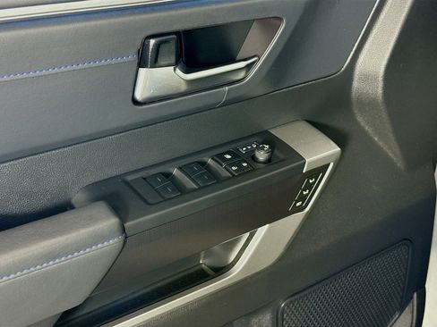 Used 2023 Toyota Tundra Platinum image 19