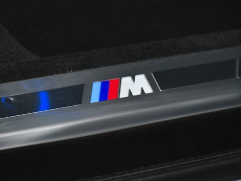 Used 2025 BMW 740i RWD image 22