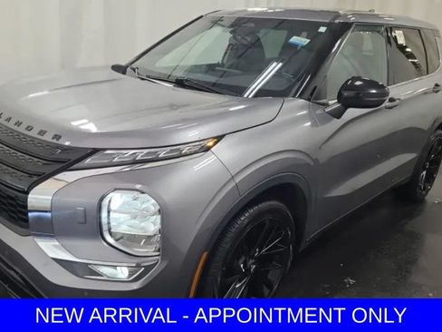 Used 2022 Mitsubishi Outlander SEL Black Edition AWD/4WD image 1