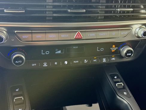 Used 2021 Kia Telluride EX w/ EX Premium Package FWD image 18